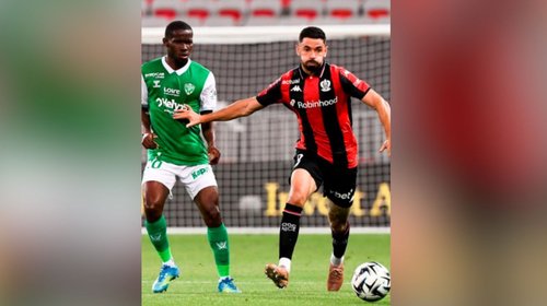 Niza asegura su lugar en Ligue 1 tras vencer 4-1 al Saint-Étienne