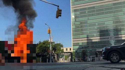 Hombre muere tras prenderse fuego frente a la ONU