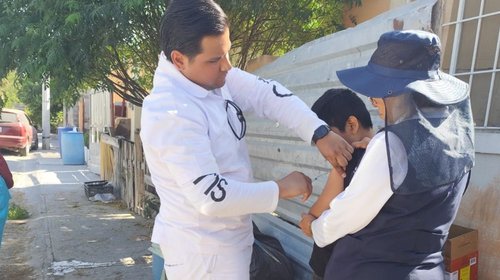 Intensifica Salud campaña de vacunación contra el dengue