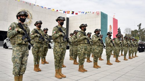 México autoriza salidas e ingresos militares para ejercicios 2025