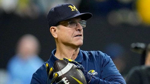 Jim Harbaugh regresa a la NFL para entrenar a los Chargers 