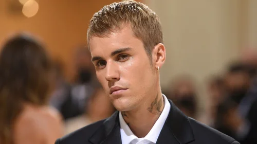 Justin Bieber lanza 'Swag', su esperado séptimo álbum