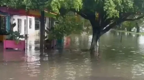 Lluvias intensas inundan Chetumal; activan Plan Marina
