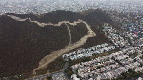 ¡Adiós, cerros verdes! Devastan Loma Larga para fraccionamientos