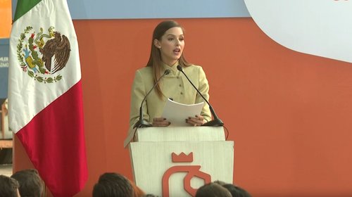Presenta Mariana Rodríguez Procuraduría para Niños y Adolescentes