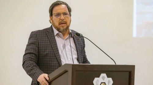 Se entregan 2,000 nombramientos a trabajadores de la educación