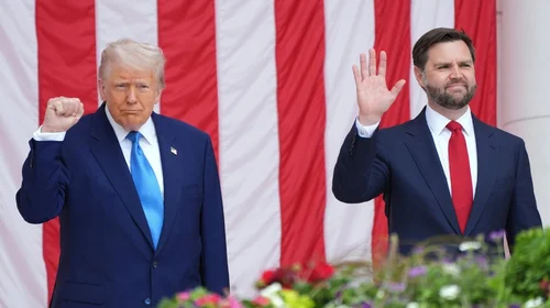 'No es irascible ni impulsivo': JD Vance defiende a Trump
