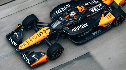 Escala Pato O'Ward 11 posiciones en el GP de Detroit, termina 8°