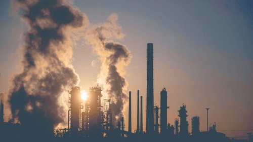 Guerra ‘da golpe bajo’ al precio del petróleo