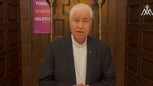 Pide Arzobispo de Monterrey oraciones por Francisco y Conclave