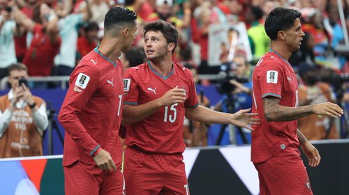 'Guerra civil' en Portugal por comentarios de João Neves de CR7