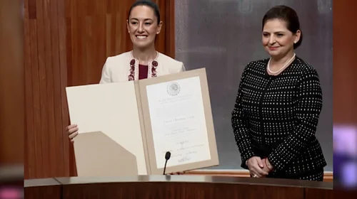 Sheinbaum recibe del TEPJF constancia como presidenta electa