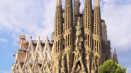 La Sagrada Familia ya es el edificio más alto de Barcelona