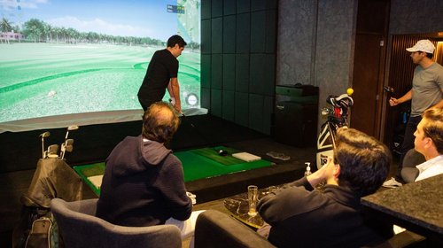 Swing Año Nuevo, golf en Mulligan's: descubre habilidades