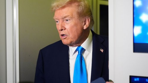 Gobierno de Trump impone 10% extra de aranceles a Canadá