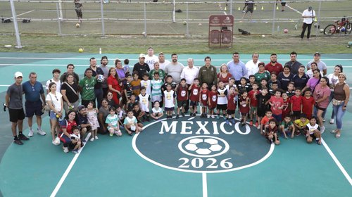 Inaugura Escobedo canchas múltiples del programa Mundial Social