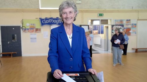 Catherine Connolly será la nueva presidenta de Irlanda