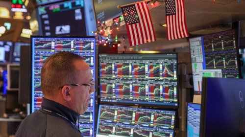 Wall Street abre mixto; Dow Jones al alza pese a tecnológicas