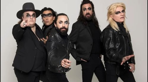 Jay de la Cueva anuncia su salida de Moderatto