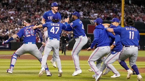 Rangers ganan la Serie Mundial por primera vez