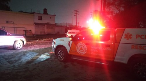 Automovilista intenta ganarle el paso al tren y resulta lesionado