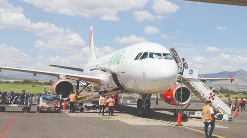 Programan más de 73 millones de asientos nacionales en vuelos