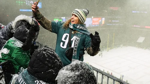 ‘Congelados’… ¡qué aficionados tan valientes en la NFL!