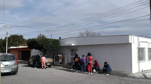 Toman trabajadores guardería; reclaman pago de nomina y aguinaldo