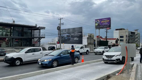 Habilitan carril reversible vespertino en Paseo de los Leones