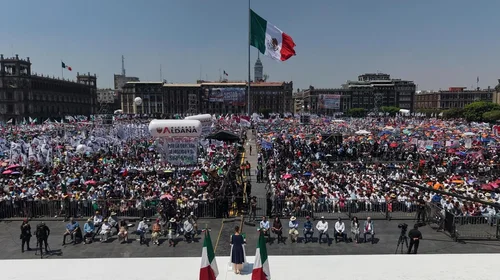 Asisten miles de mexicanos a la Asamblea Informativa de Sheinbaum