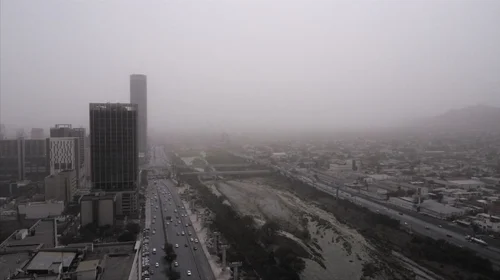 Nube de polvo en la urbe regia seguirá hasta este viernes