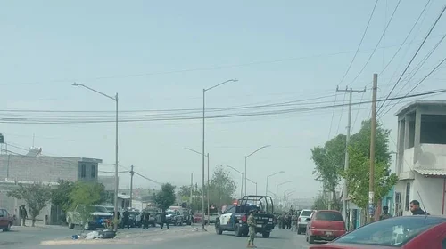 Catean domicilio y aseguran seis motos con registro de robo