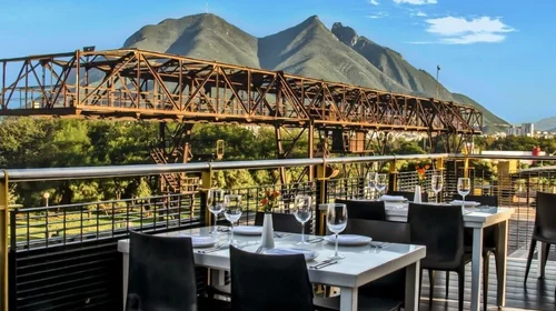 Prevén auge restaurantero en NL: crecerá 10% con nuevas aperturas
