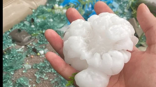 Sorprende lluvia de granizo en el municipio General Cepeda