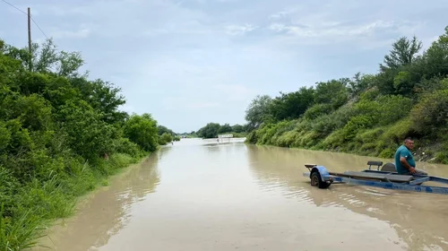 Carreteras en Ciudad Victoria continúan cerradas por inundaciones