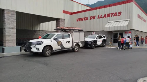 Fallece mujer por ahogamiento en supermercado de Valle Oriente