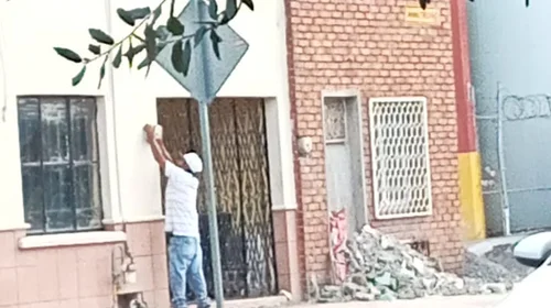 Vecinos de la colonia Obrera denuncian robo de medidores de luz 