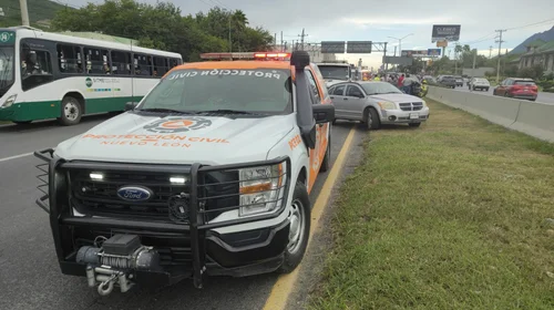 Accidente en Carretera Nacional atora vialidad hacia el sur