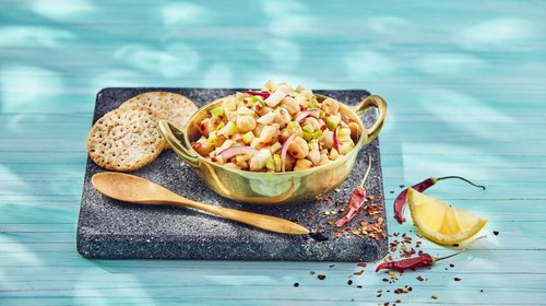 Prepara un ceviche de garbanzo fresco y ligero para el calor