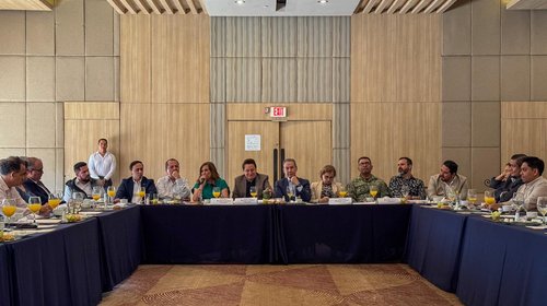 Instala Federación mesa de trabajo para Tren del Norte con NL