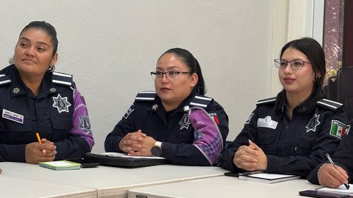 Capacitan a operadoras de la Línea Violeta para reforzar atención