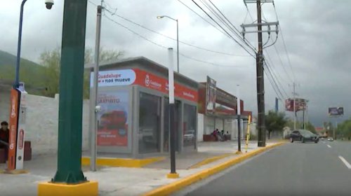 Instalan paradas de autobuses climatizadas en Guadalupe
