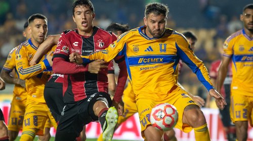 Tigres vence 2-0 a Atlas y se mete a zona de clasificación