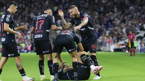 Rayados vuelve a la senda del triunfo y vence 1-0 al Santos