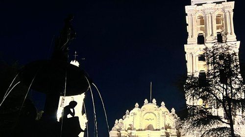 Saltillo ilumina la Catedral de Santiago Apóstol