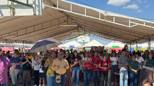 Cientos de familias acuden a la kermés del Seminario de Saltillo