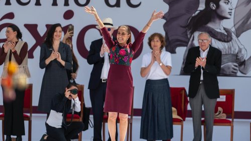 Claudia Sheinbaum celebra su primer año con buenos números