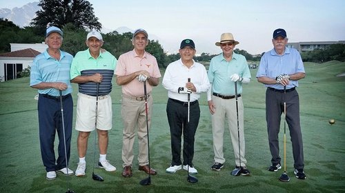 Juegan torneo de golf a beneficio de niños y niñas con autismo