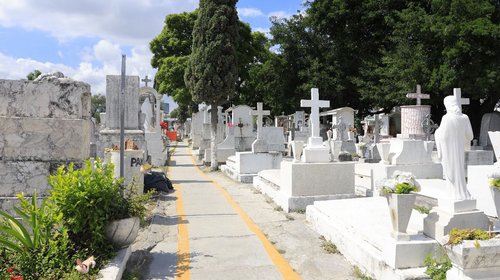 Guadalupe alista panteones y actividades por Día de Muertos