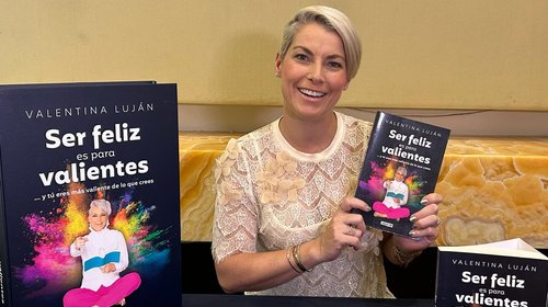 Valentina Luján presenta su nuevo libro en la FIL Monterrey